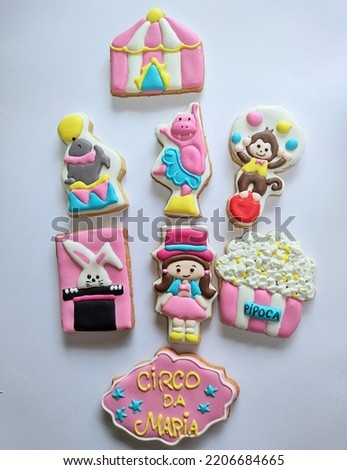 Circus party ginger biscuit design