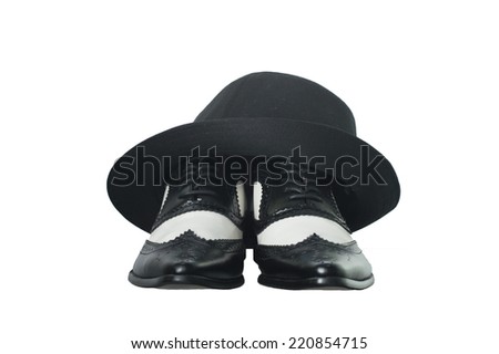 Black and white gangster shoes and hat