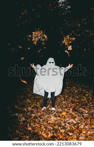 Ghost Autumn Halloween Leaves Scary Costume