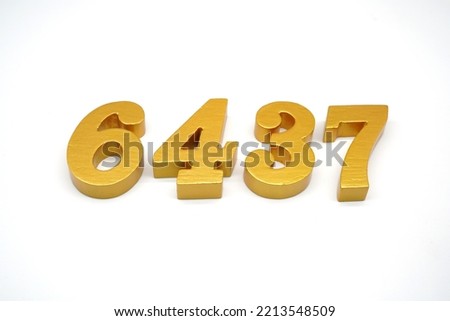  Number 6437 is made of gold-painted teak, 1 centimeter thick, placed on a white background to visualize it in 3D.                               