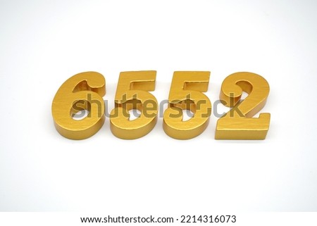    Number 6552 is made of gold-painted teak, 1 centimeter thick, placed on a white background to visualize it in 3D.                                