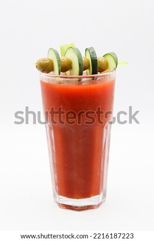 GREAT PICTURE OF A DRINK ON A WHITE BACKGROUND. 