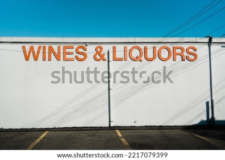 Raeders Wines  Liquors vintage sign, Albertson, New York