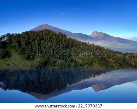 the view of majestic Mount Rinjani, the most beautiful volcano located in Lombok, Indonesia. 