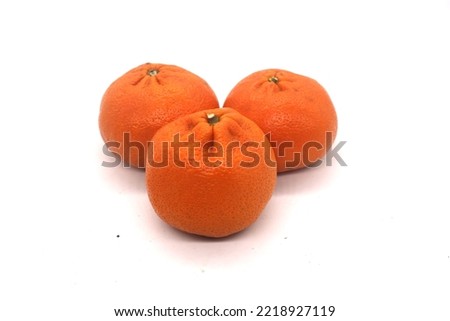 Pictures of fruits and oranges on white background

