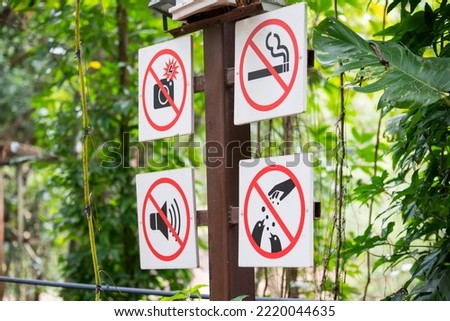 prohibition sign in the zoo