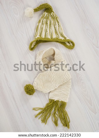 Children winter cap and scarf