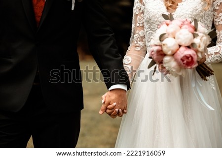  hold my hand and everything will be alright, wedding photo,love