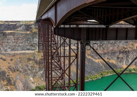 Perrine Bridge over Snake River  at Twin Falls,  Idaho, USA