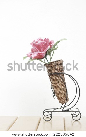 Invent Rose in little basket 