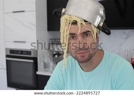 Chaotic chef trying to make some pasta