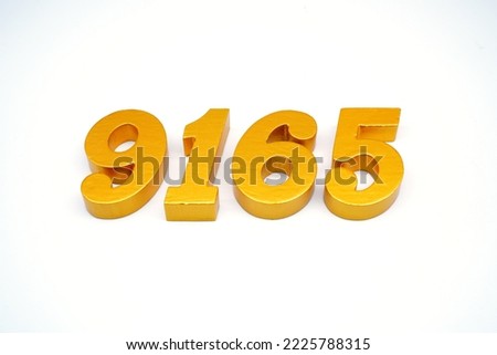  Number 9165 is made of gold-painted teak, 1 centimeter thick, placed on a white background to visualize it in 3D.                               