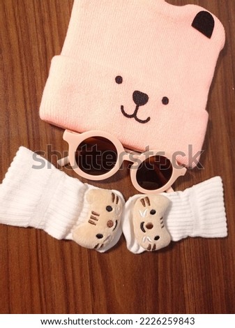 Baby socks, cute baby glasses and bear hat 