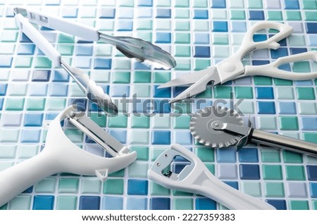 Image of a kitchen with kitchen tools