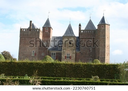 beautiful old dutch castle picture