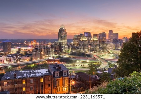 Cincinnati, Ohio, USA cityscape at twilight.