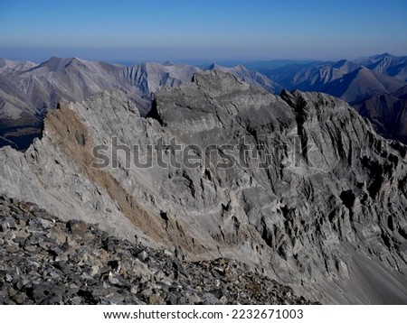 Rocks formation view at the summit of Mount Rae in the Misty Range at Kananaskis