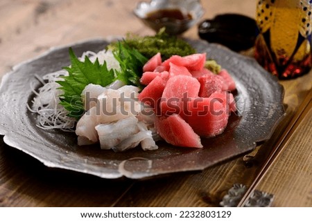 Assorted red and white sashimi