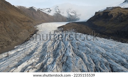 A beautiful panorama of a glacier.