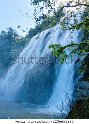 Waterfalls. mountains. thailand. Natural. green.