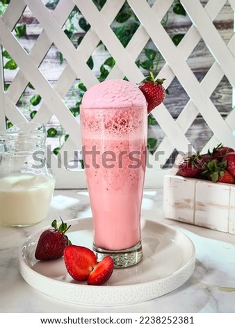 Strawberry milkshake and ice cream
