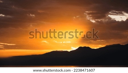 Sunset landscape over the mountains in New Zealand