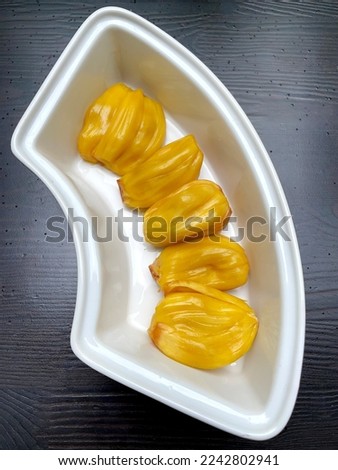 Jackfruit tastes sweet and can also be used as a vegetable dish