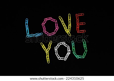 Word "Love You" Made of paperclips 