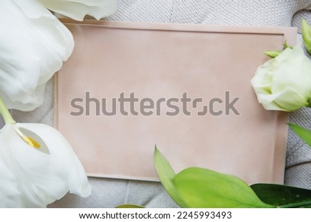 
Postcard template, envelope and flowers 