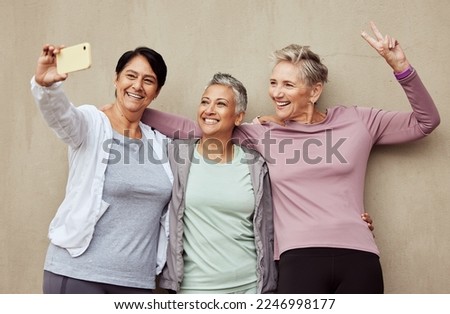 Phone selfie, senior women and peace sign fitness for exercise training, workout motivation or happy sports lifestyle. Elderly friends, smile and smartphone photography for strong woman athletes