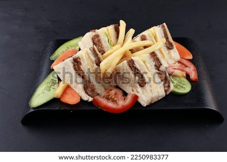 Beef Club Sandwich
cafeteria food pic