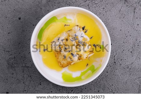 Halibut with Cauliflower and Berblanc Sauce