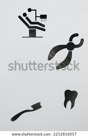 Get High Resolution Dentist Icon Vector for Your Collection