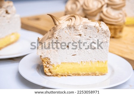 Lemon meringue pie slice with Italian meringue