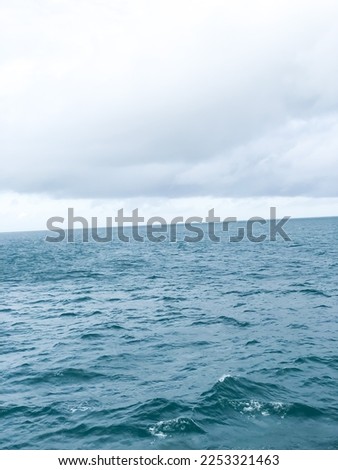 Background of seawater flow under light exposure