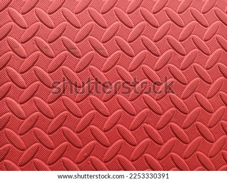 leaf pattern on a foam mat