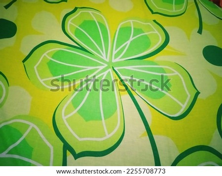 illustration of green clover leaf on spring day