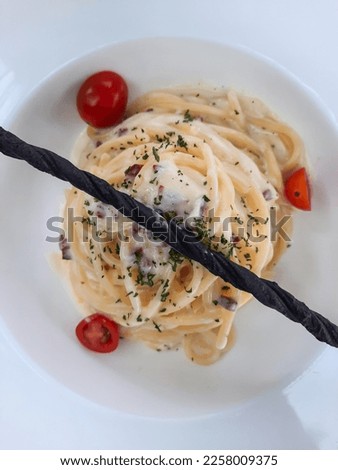 A Closed Up Picture of carbonara spaghettis