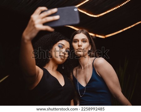 Women, fashion or beauty selfie at night, live streaming or party club for blogging, vlogging or content creator. Friends, girls or bonding on profile picture, social media or makeup influencer app