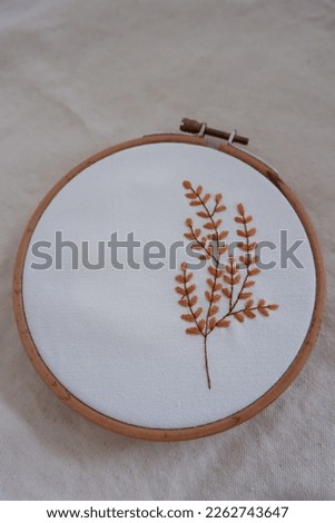 Autumn leaf embroidery pattern 2023