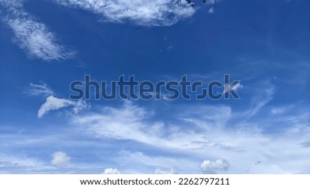 
Beautiful sky view on a sunny day with beautiful blue sky and clouds