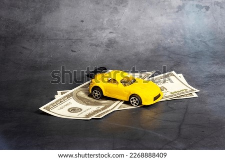 Car and money costs, concept financial insurance, Buyer will pay the seller the total purchase price of the vehicle on the day of the sale
