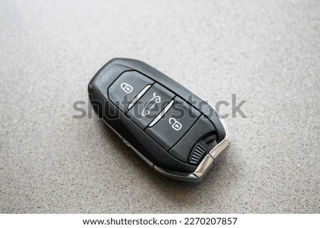 Remote control key of a new vehicle