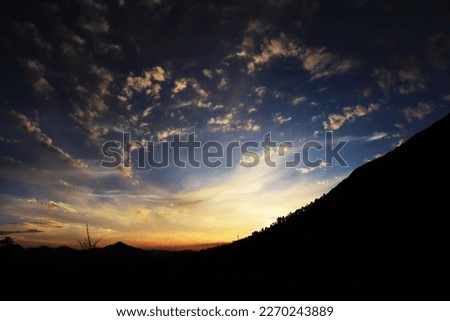 A sunset mountain view of himalaya. photo taken near shimla, himachal pradesh