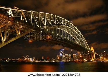 The Sydney harbour Bridge at night.