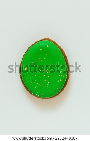 lots of Easter gingerbread on a white background. High quality photo space for text flatly