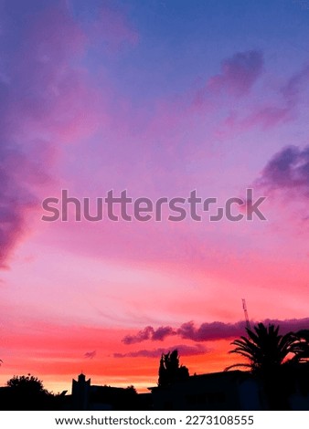 Grandiose sunset panorama featuring a stunning skyline
