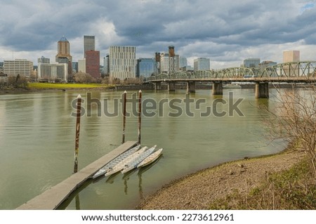 Portland Oregon city skyline and the Willamette river. 