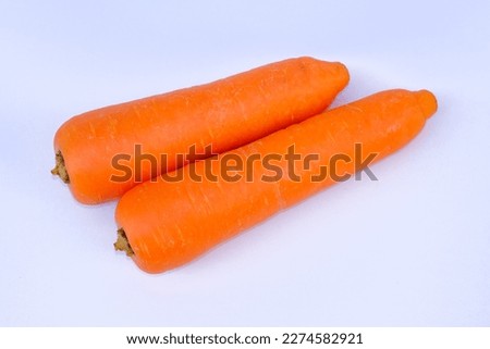 A picture of two carrots