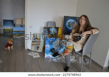 Artist in art studio. Paintings and artist #uniquesself 